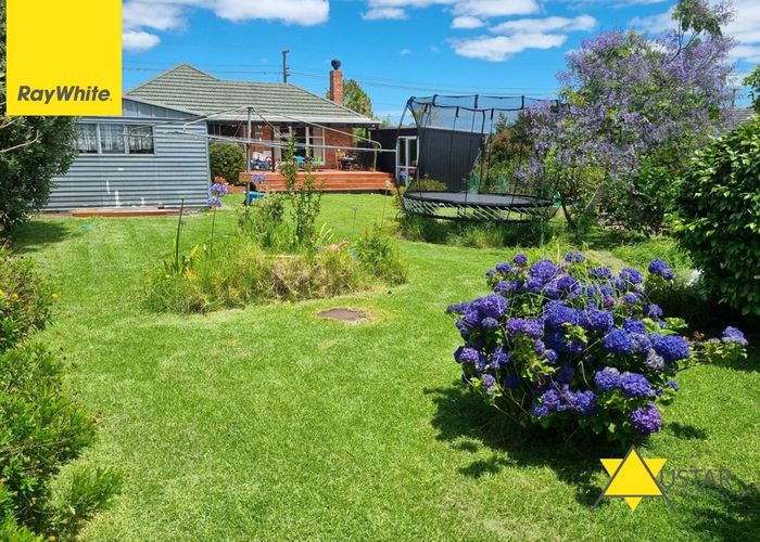  at 111 Flanshaw Road, Te Atatu South, Waitakere City, Auckland