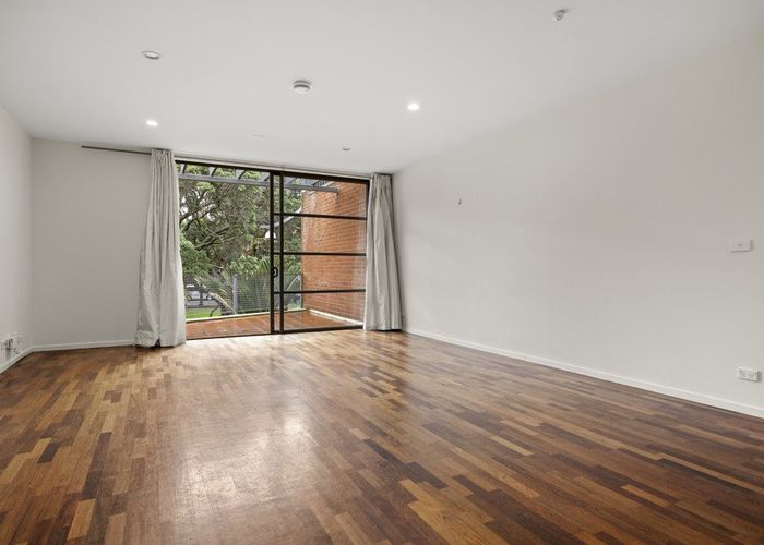  at 2/55 Mahuhu Crescent, City Centre, Auckland City, Auckland