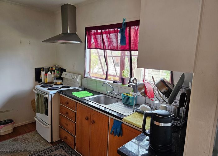  at 57 Gills Road, Bucklands Beach, Manukau City, Auckland