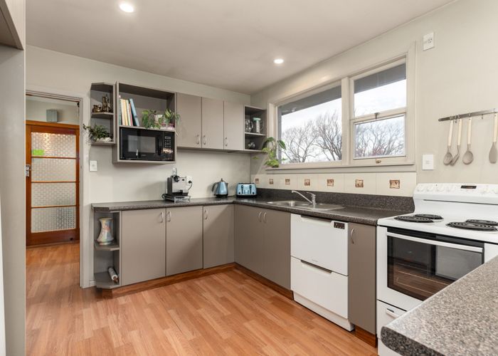  at 27 Ramore Place, Redwood, Christchurch
