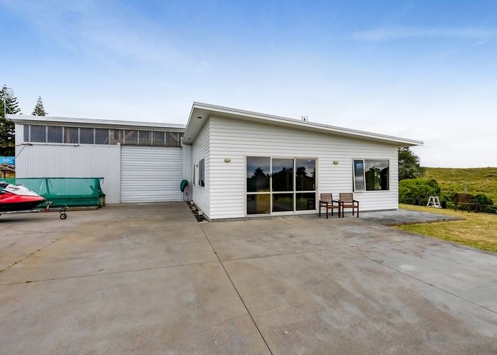  at 242 Henwood Road, Paraite