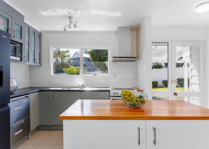  at 24 Squirrel Lane, Browns Bay, North Shore City, Auckland