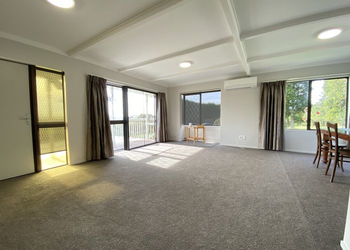  at 2/104 Tiki Road, Kihikihi, Waipa, Waikato