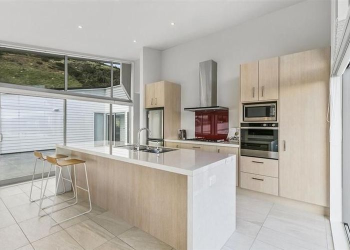  at 49 Red Beech Avenue, Woodridge, Wellington, Wellington