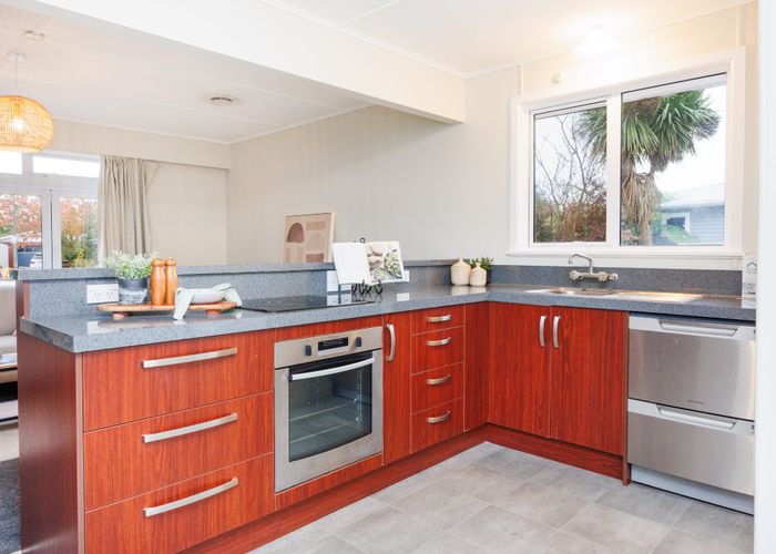  at 8 Austin Place, Awapuni, Palmerston North, Manawatu / Whanganui