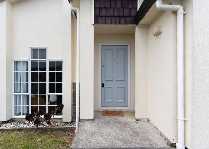  at 20 Kentwood Drive, Woodridge, Wellington