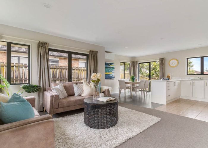  at 36 Carn Place, Weymouth, Auckland
