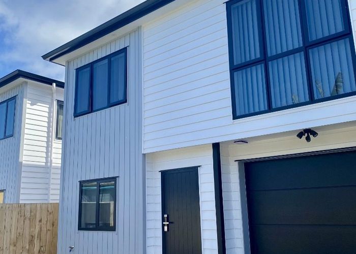  at 9D Avis Avenue, Papatoetoe, Manukau City, Auckland