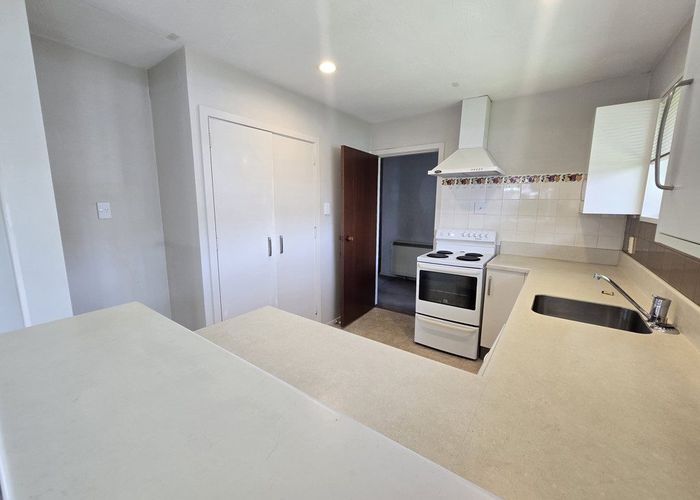  at 2B Woodbridge Road, Cashmere, Christchurch City, Canterbury