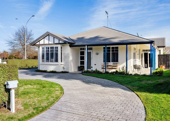  at 1 Buckingham Place, Rototuna North, Hamilton