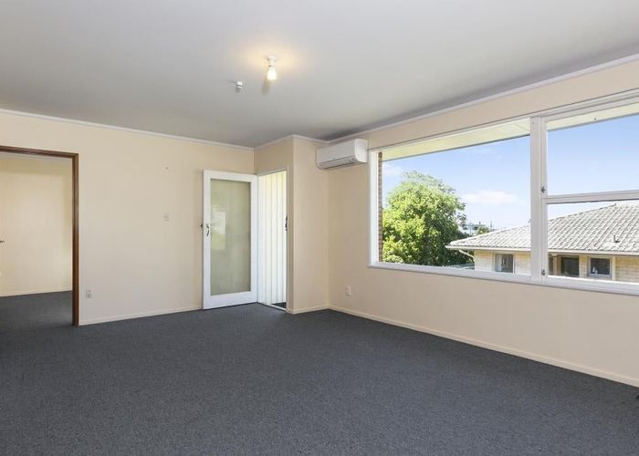 at 2/9 Matiere Road, Onehunga, Auckland City, Auckland