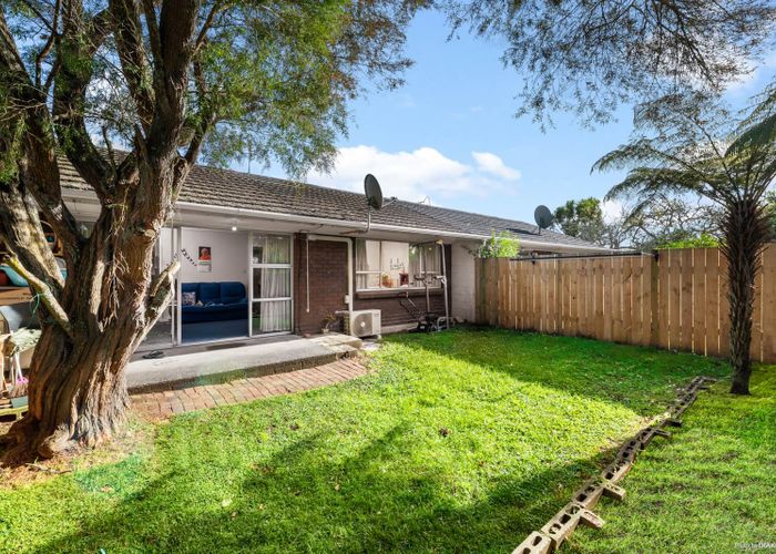  at 2/101 Ash Street, Avondale, Auckland