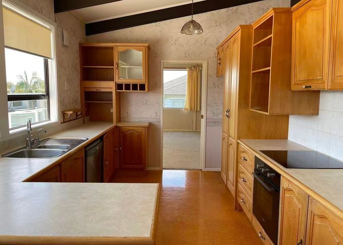  at 17 Waller Avenue, Bucklands Beach, Manukau City, Auckland