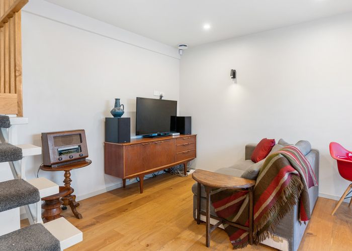  at 4/5 Renfrew Avenue, Sandringham, Auckland