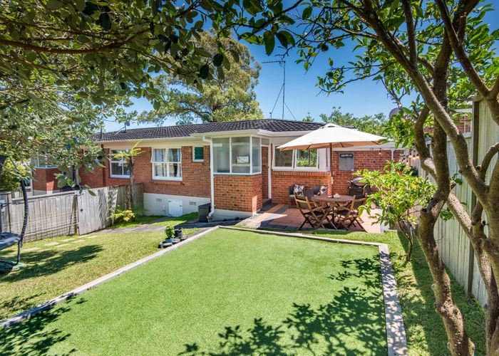  at 2/36 Harley Close, Hauraki, North Shore City, Auckland