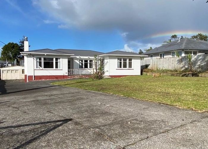  at 47 Royal View Road, Te Atatu South, Waitakere City, Auckland