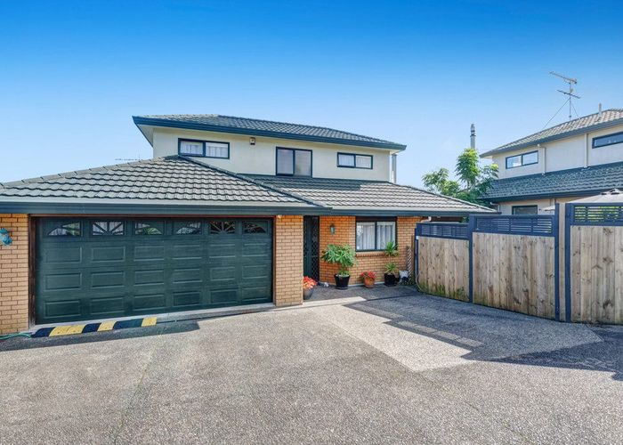  at 2/12 Sundown Avenue, Manly, Rodney, Auckland