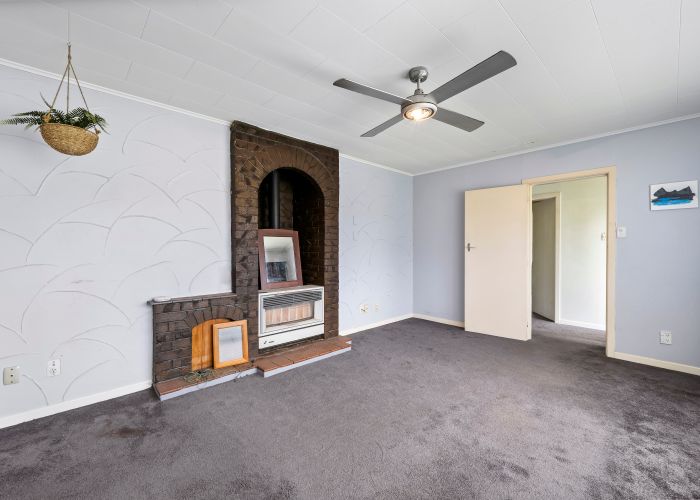  at 46 Parkway, Wainuiomata, Lower Hutt