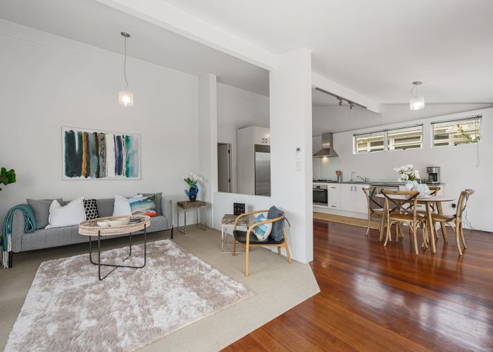  at 1/11 Rewiti Avenue, Takapuna, Auckland