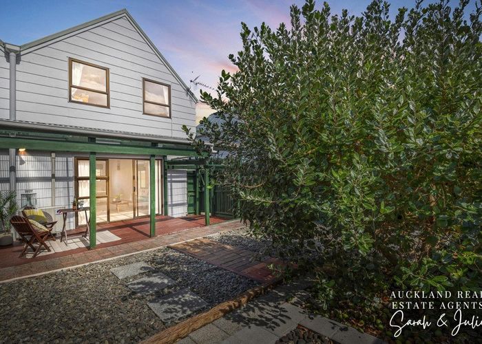  at 6/30 Owairaka Avenue, Mount Albert, Auckland City, Auckland