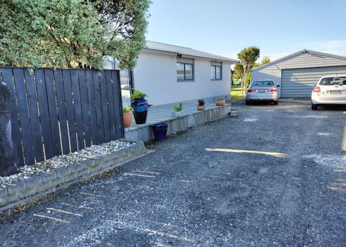  at 80 Watt Road, Otatara