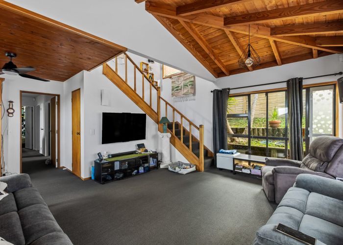  at 86A Waimumu Road, Massey, Waitakere City, Auckland
