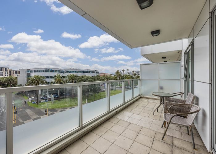  at 302/85 Beach Road, City Centre, Auckland City, Auckland