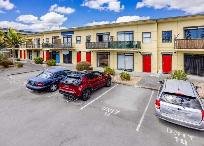  at 11/13 Laidlaw Way, East Tamaki, Manukau City, Auckland