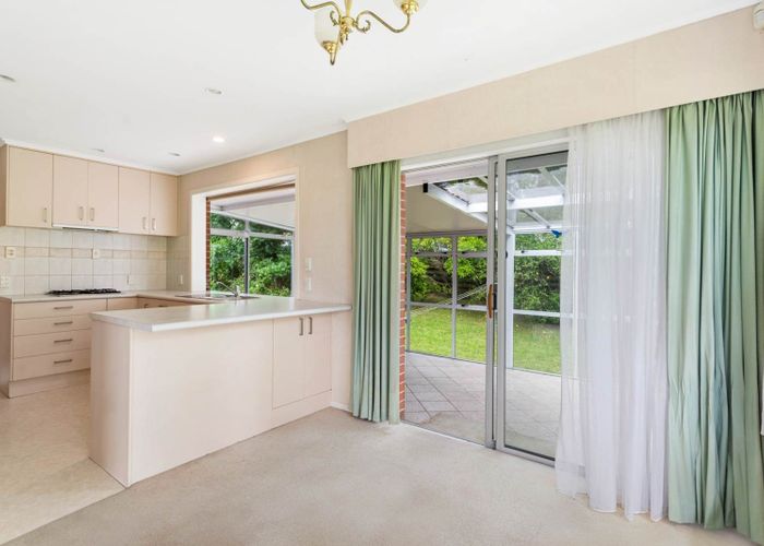  at 5 Gerwyn Place, Pakuranga Heights, Auckland