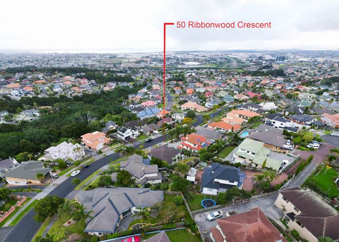  at 50 Ribbonwood Crescent, Goodwood Heights, Auckland