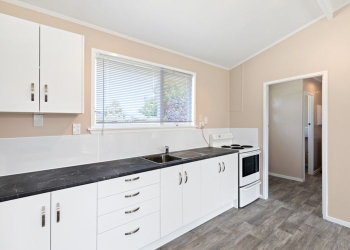  at 2/86 Weld Street, Redwoodtown, Blenheim