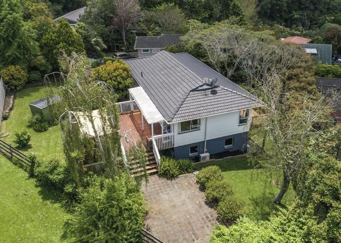  at 13 McClintock Road, Massey, Waitakere City, Auckland