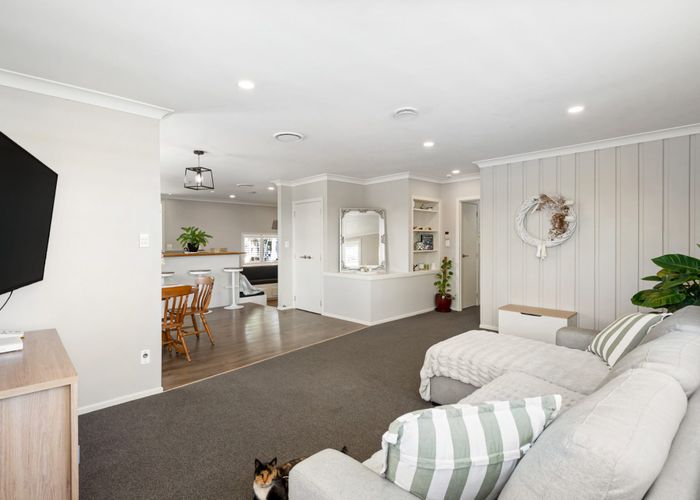  at 17 Utting Street, Birkdale, Auckland