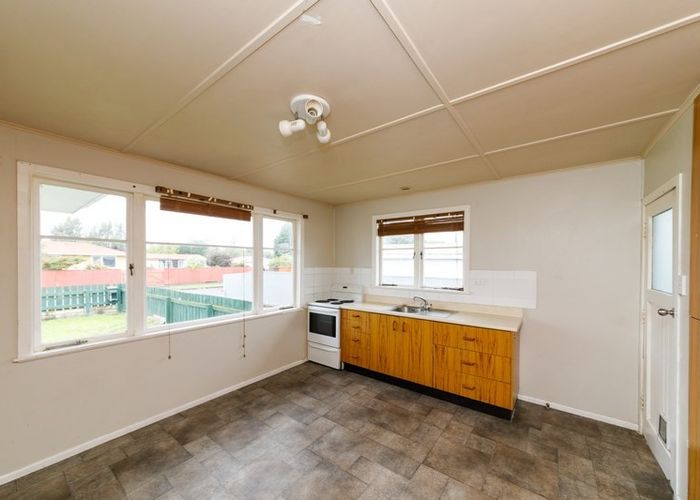  at 3 Kettle Avenue, Awapuni, Palmerston North