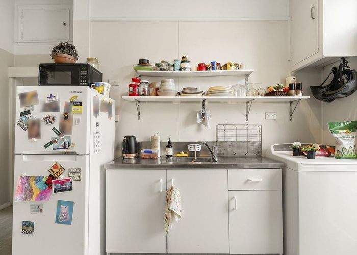  at 2/25 Myrtle Crescent , Mount Cook, Wellington, Wellington