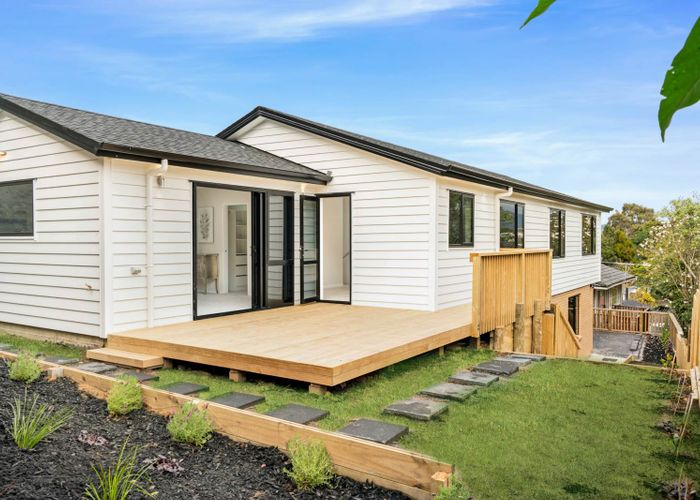  at 8A Takapu Street, Henderson, Auckland