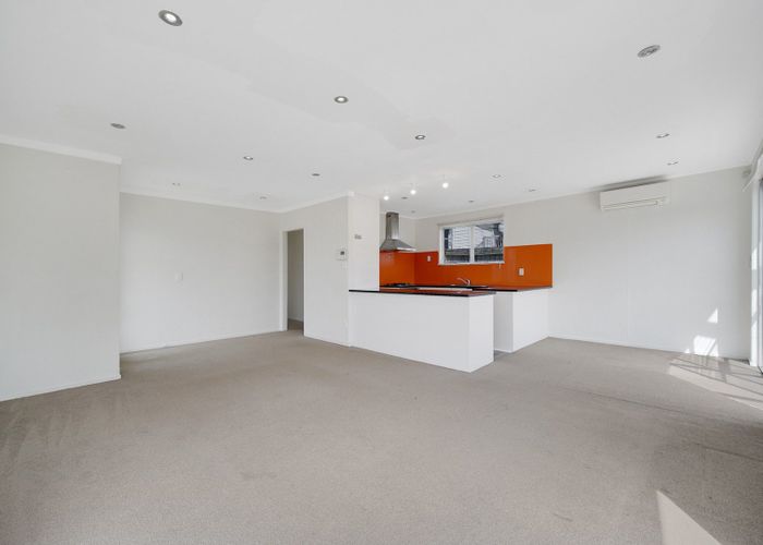  at 2 Doone Place, Massey, Waitakere City, Auckland