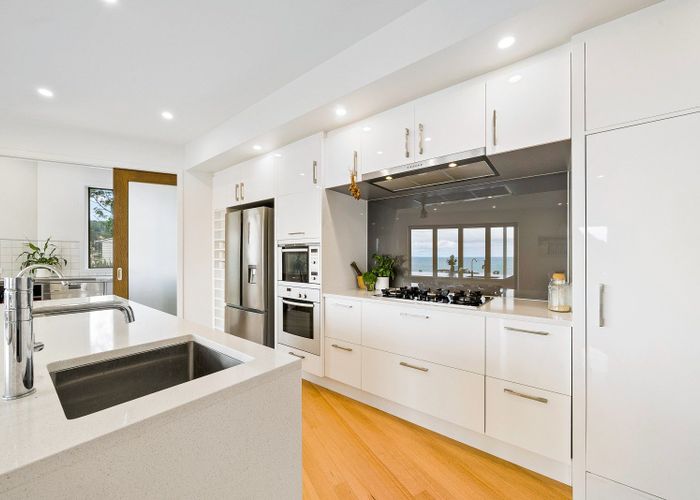  at 73 Moana Road, Plimmerton, Porirua