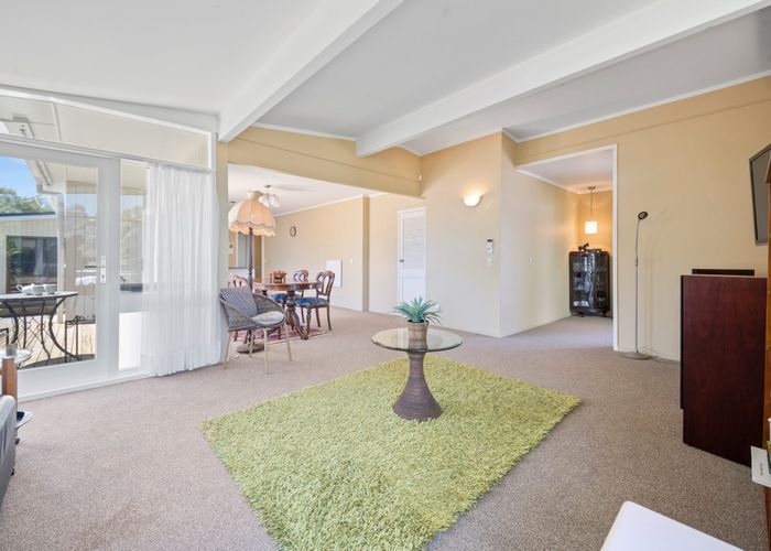 at 8 Andrea Place, Sunnyhills, Auckland