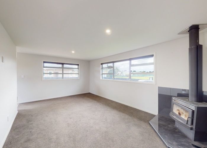  at Castlecliff, Whanganui, Manawatu / Whanganui