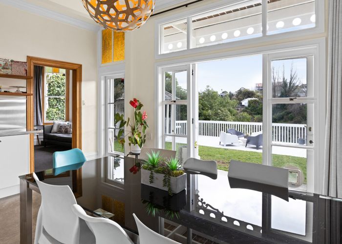 For sale 21 May Avenue, Hospital Hill, Napier, Hawke's Bay homes.co.nz