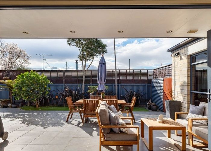  at 33 Budge Street, Riversdale, Blenheim