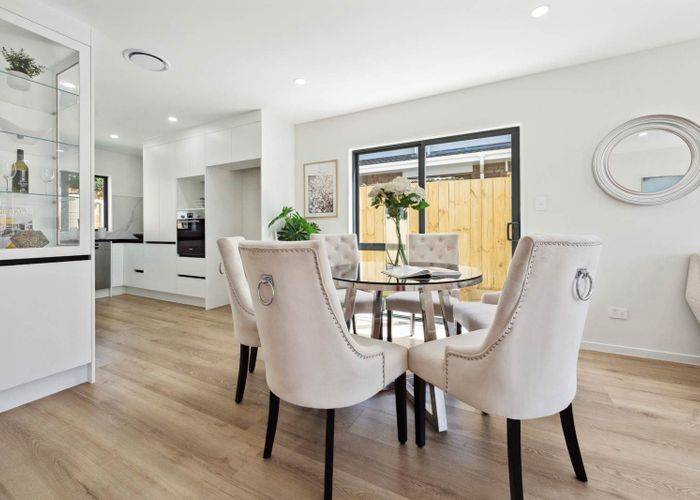 at Lot 5, 140 Kolmar Road, Papatoetoe, Manukau City, Auckland