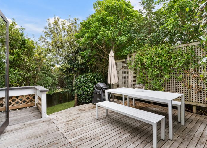  at 1/72 Gloria Avenue, Te Atatu Peninsula, Waitakere City, Auckland