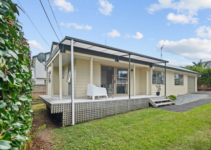  at 1/14 Elliott Avenue, Bayview, Auckland