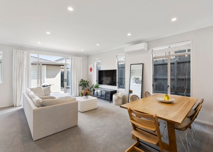  at 103 Baverstock Road, Flat Bush, Auckland