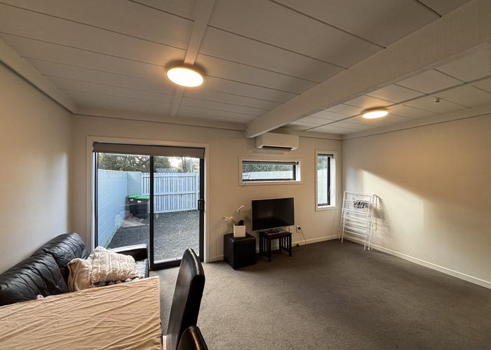  at 2/33 Vienna Street, Waltham, Christchurch City, Canterbury