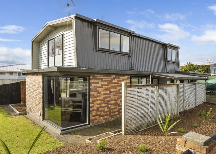 at 44 Park Lane, Waitara, Waitara