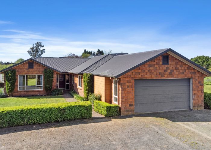  at 2/43 Mccandlish Road, Ngahinapouri, Hamilton