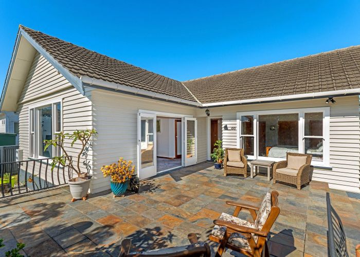  at 100 Awapuni Road, Awapuni, Gisborne